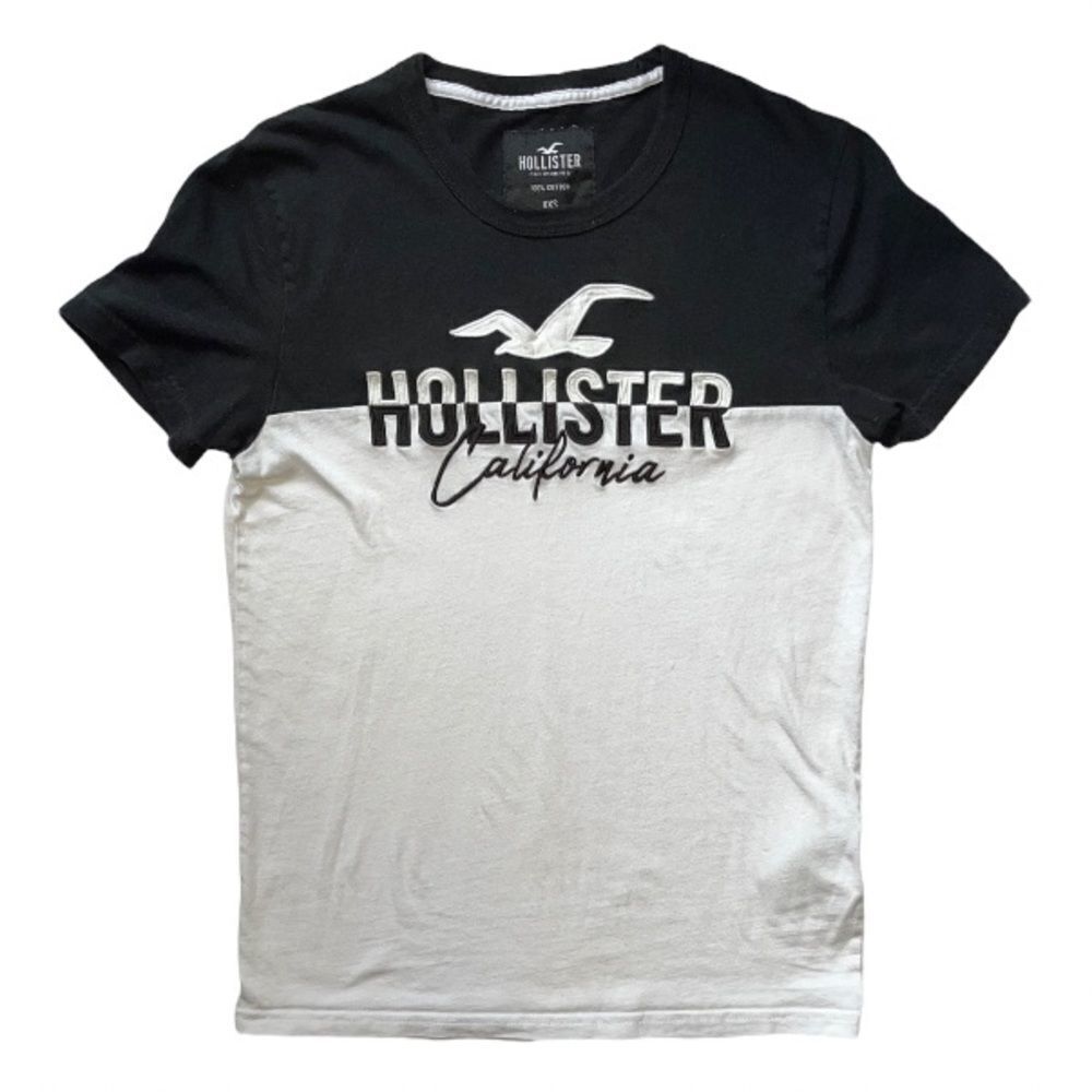Hollister Logo tee